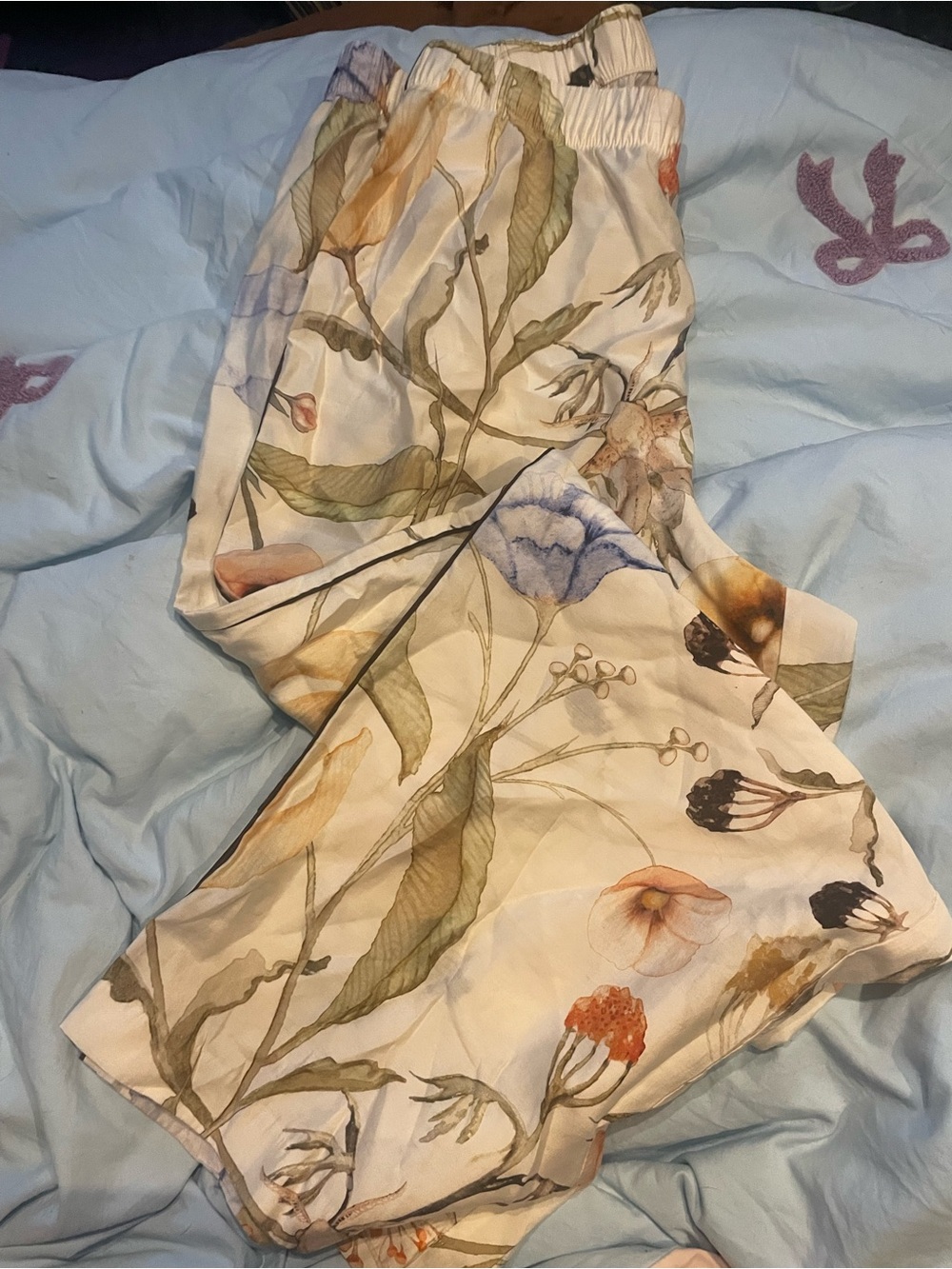 H&M Cream Floral Pants with Botanical Print